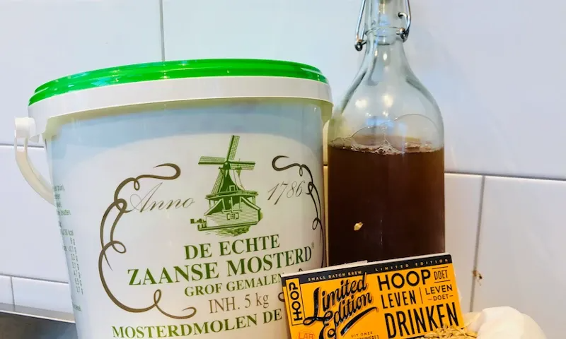 Zaanse Mosterd Tripel fles en bak mosterd